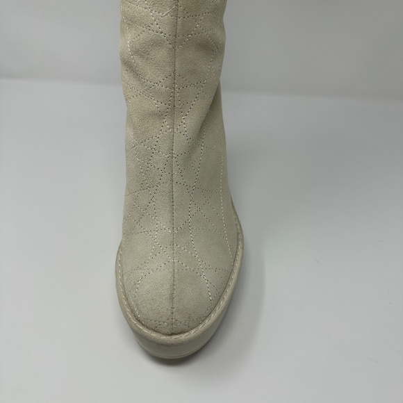 Dior Suede & Fox Fur Knee High Boots - Picture 12 of 16